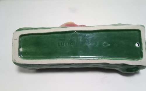 Beautiful vintage Lucia ware birdie wall pocket vase