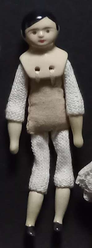 Miniature Bartholomina porcelain doll family of five