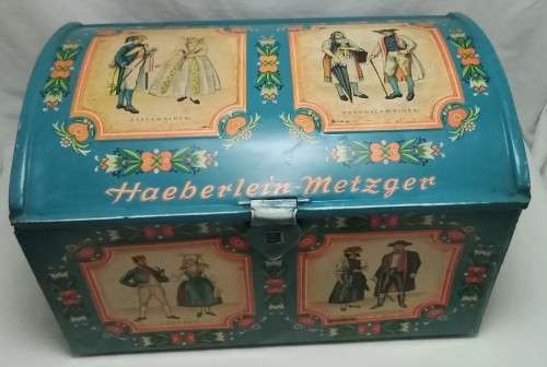Beautiful chest shaped biscuit tin