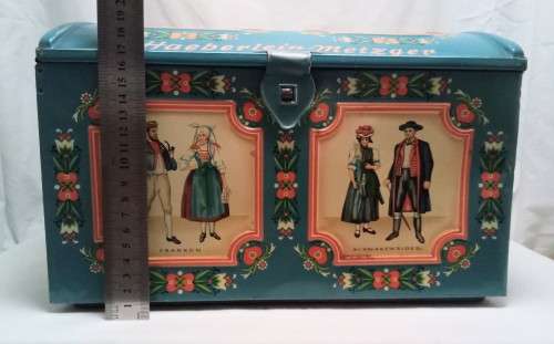 Beautiful chest shaped biscuit tin