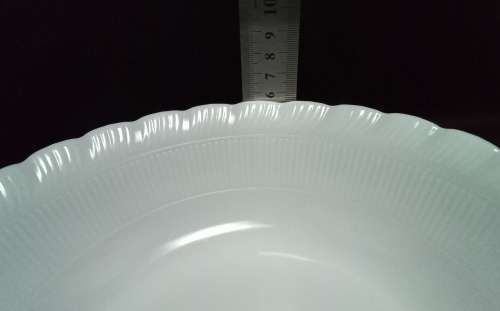 Beautiful vintage milk glass bowl