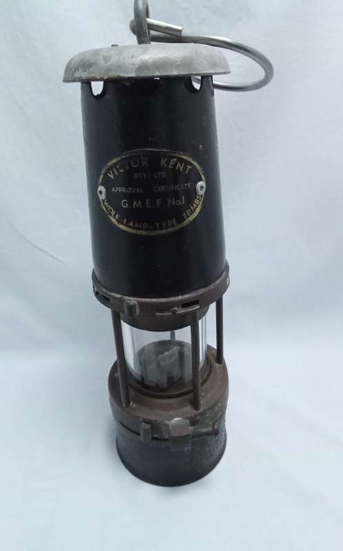 Vintage `Victor Kent Wolf` miner`s lamp in very good condition