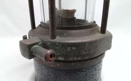 Vintage `Victor Kent Wolf` miner`s lamp in very good condition
