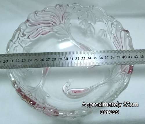 Stunning heavy vintage crystal glass bowl with beautiful pink design