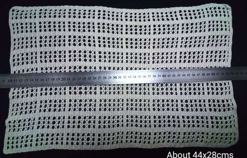 Set of 4 very pretty vintage crocheted place mats/tray cloths