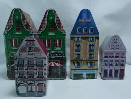 Lovely collection of little house tins in excellent condition