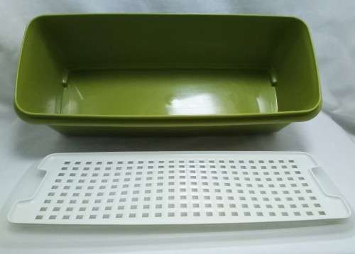 Vintage Tupperware 784 salad/bread holder
