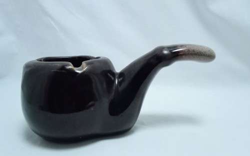 Interesting vintage pipe ashtray