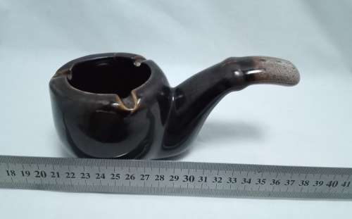 Interesting vintage pipe ashtray