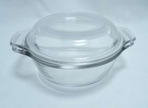 Lovely little vintage Anchor Hocking casserole dish