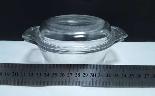 Lovely little vintage Anchor Hocking casserole dish