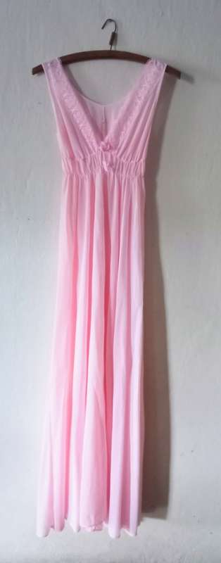 Beautiful vintage nightie