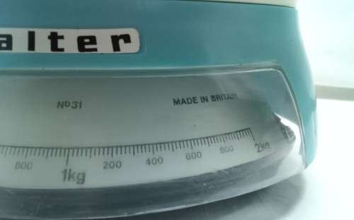 Vintage Salter kitchen scale - made in Britain