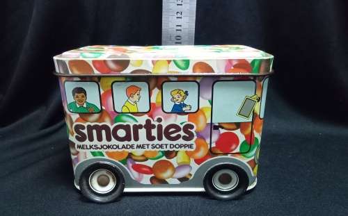 Cutest vintage Smartie bus tin