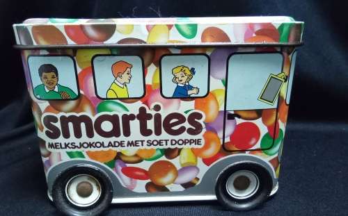 Cutest vintage Smartie bus tin