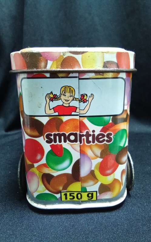 Cutest vintage Smartie bus tin