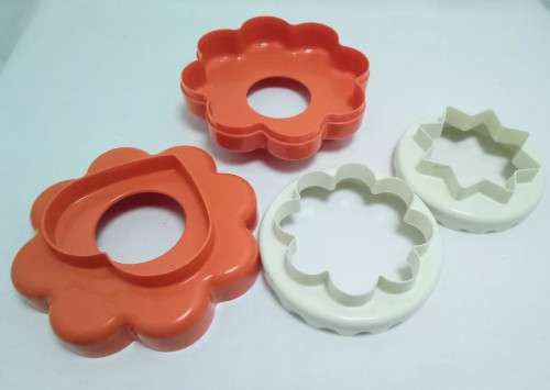 Vintage Tupperware cookie cutter