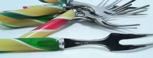 10 Stunning Vintage cocktail/dessert forks
