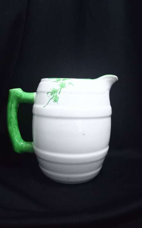 Very pretty Vintage Japanese jug