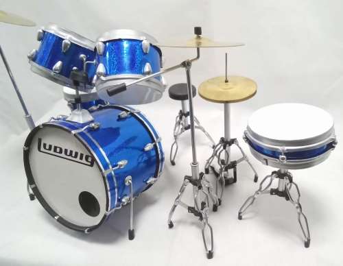 Mini drum set
