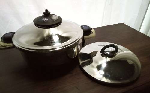 The Rolls Royce of pressure cookers!! Kuhn Rikon DUROTHERM® PRO PRESSURE COOKER