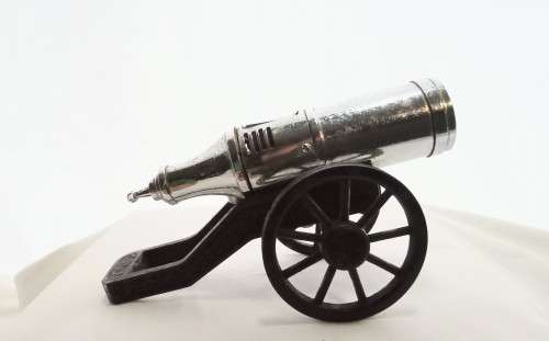 Vintage Cannon table lighter by Modern Japan