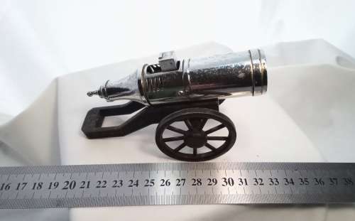 Vintage Cannon table lighter by Modern Japan