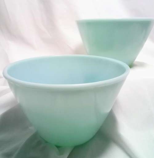 Two beautiful vintage Fire king delphite blue milk glass bowls
