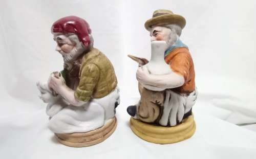 Two pretty Vintage figurines - Painter and Sculptor