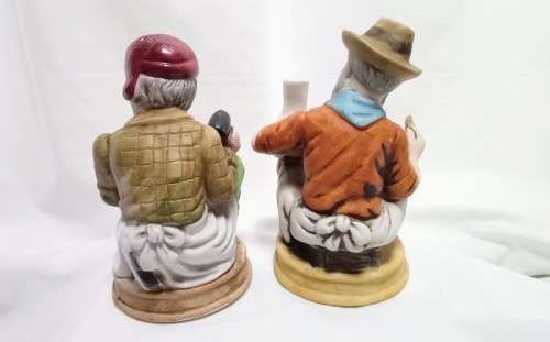 Two pretty Vintage figurines - Painter and Sculptor