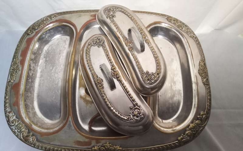 Lovely Vintage silver plated meat tray with 2 lids