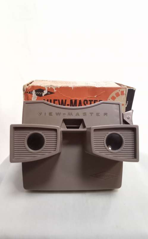 1960s Sawyer`s VIEW-MASTER Brown Beige Model G (#2014) with Original Box