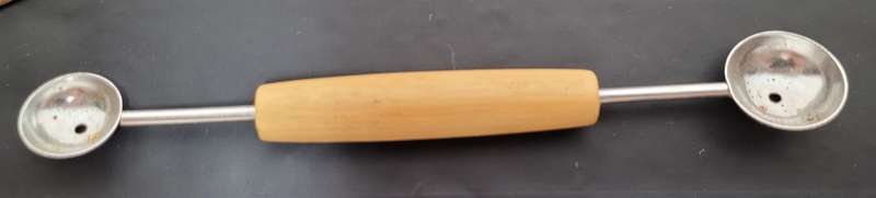 Lot of vintage utensils