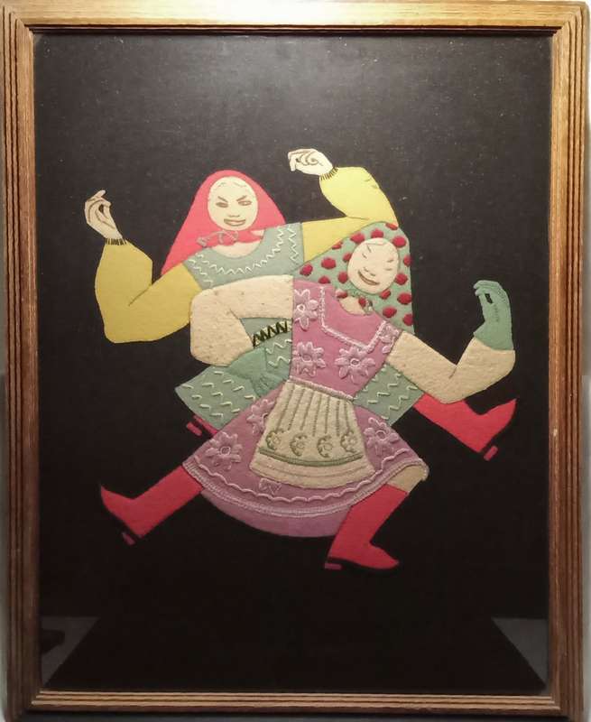 Beautiful vintage applique `Russian dancers`