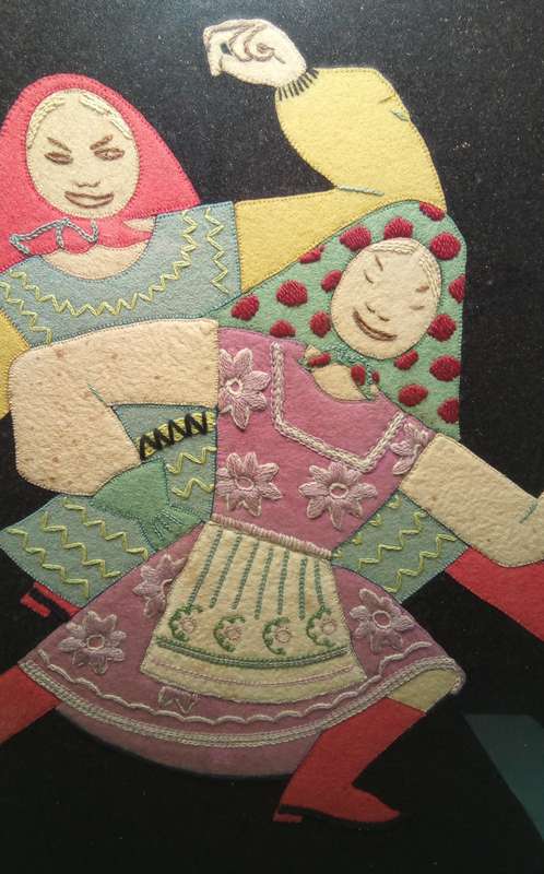 Beautiful vintage applique `Russian dancers`