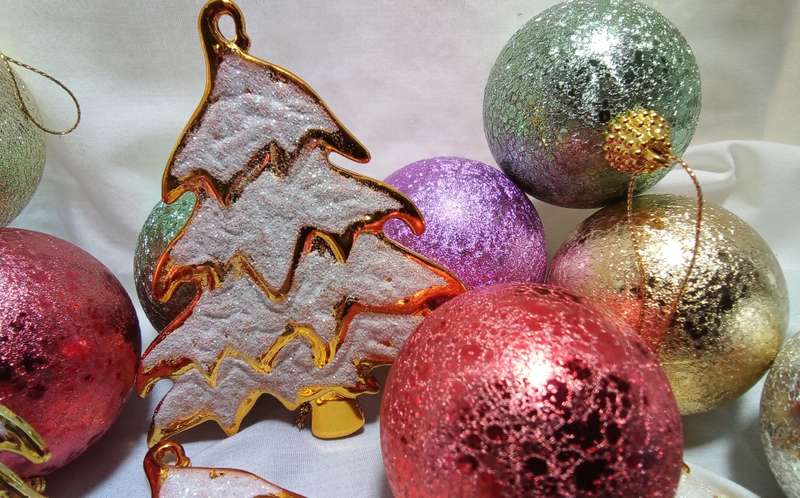 Christmas Lot 7