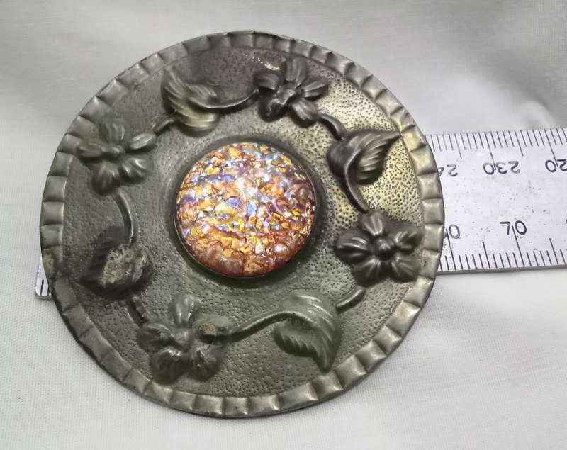 Beautiful vintage Ruskin style pewter brooch