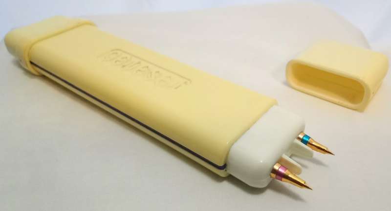 GENESEN ACUTOUCH GOLD ACCU PENS