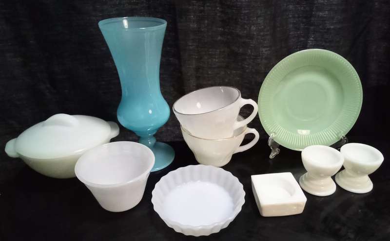 Lot of vintage milk glass items