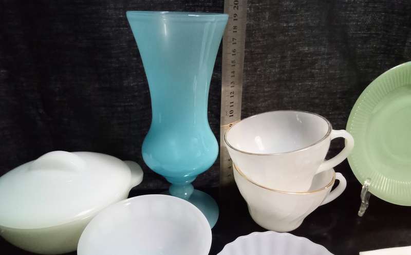 Lot of vintage milk glass items