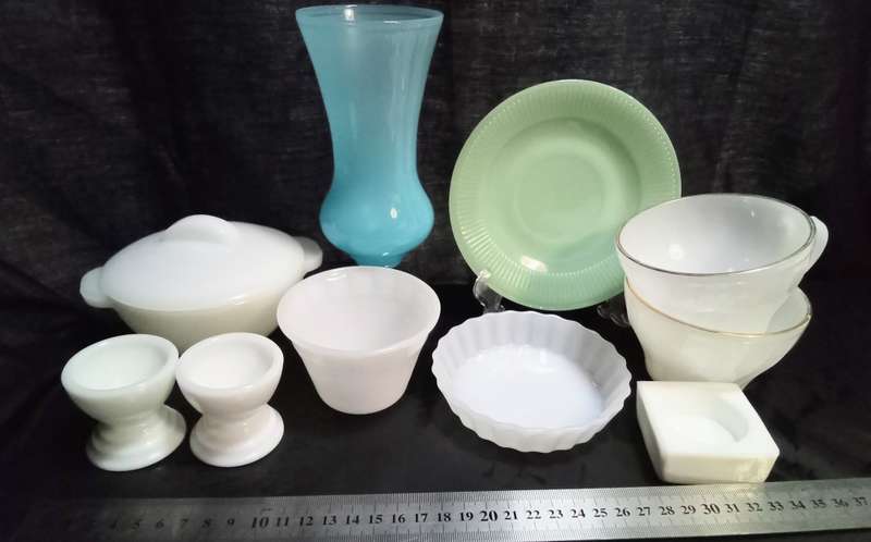 Lot of vintage milk glass items