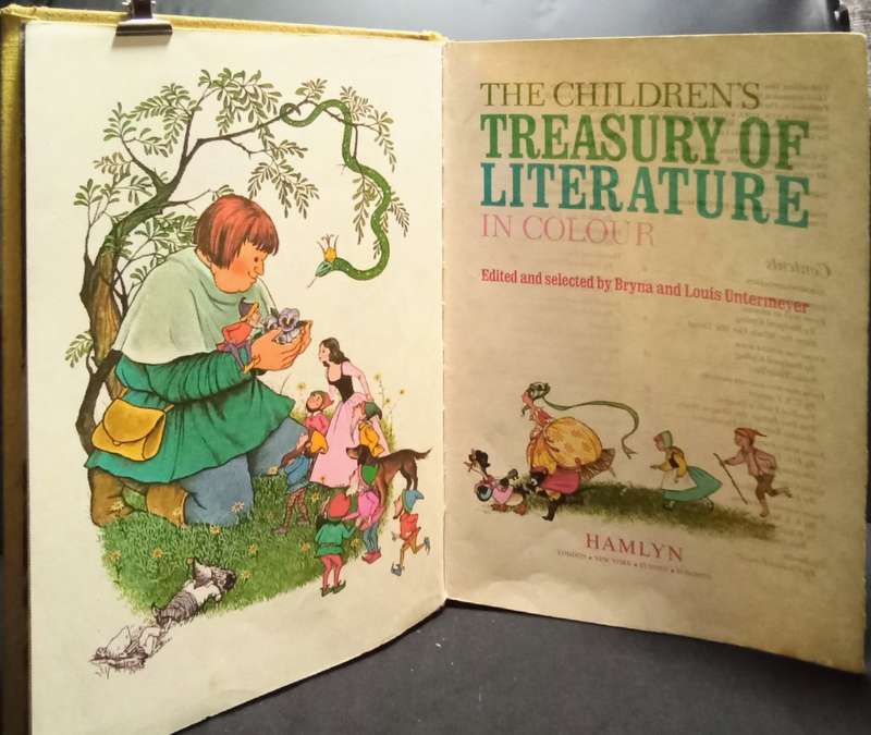 The Children`s Treasury of Literature in Colour