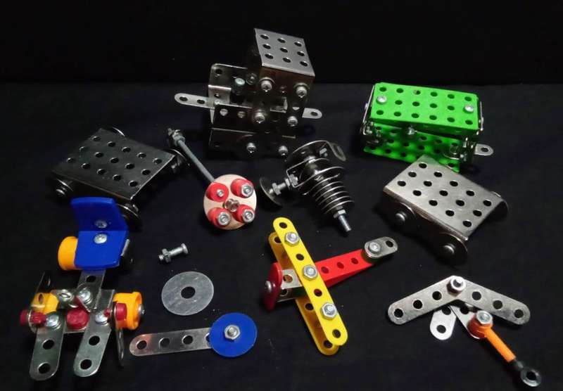 Meccano style parts