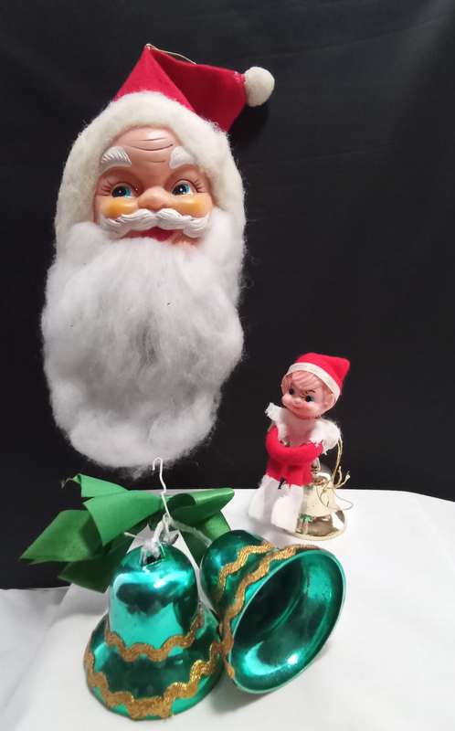 Beautiful Vintage Christmas lot of 3 items
