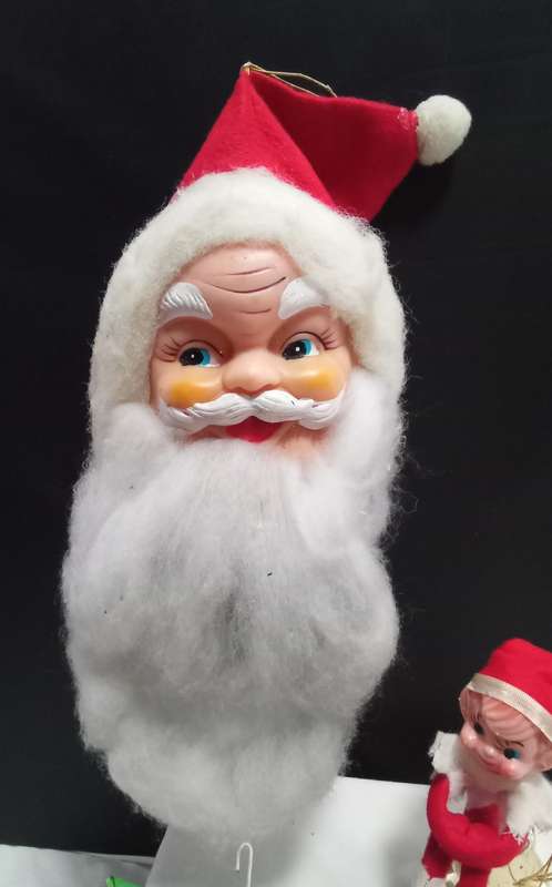 Beautiful Vintage Christmas lot of 3 items