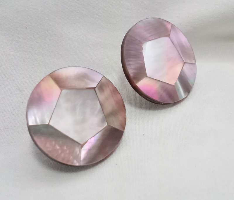Stunning Vintage Mother of pearl earrings