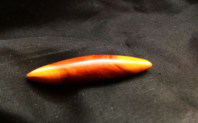 Stunning Vintage wooden brooch