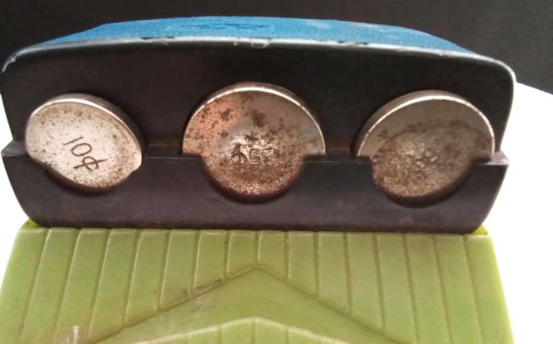 Little vintage coin holder