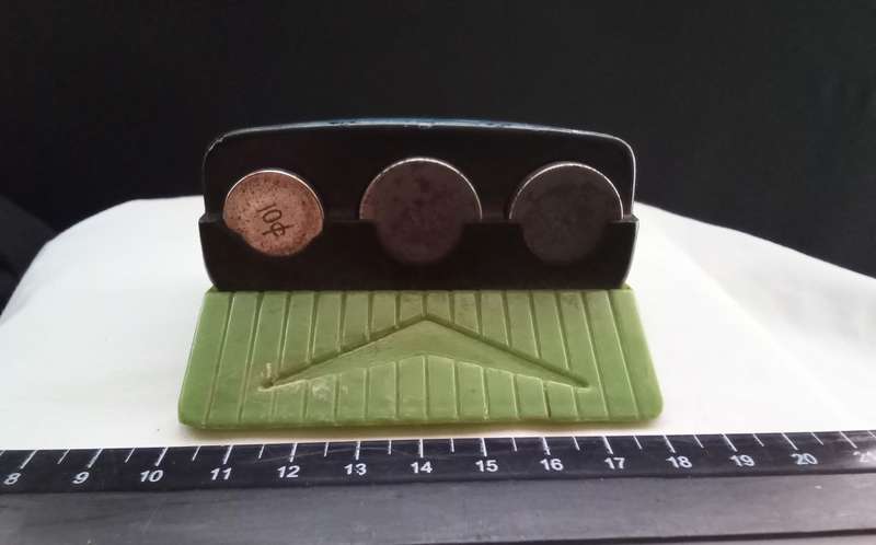 Little vintage coin holder