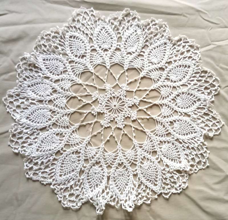 Gorgeous crocheted doily/small tablecloth - about 48cms across